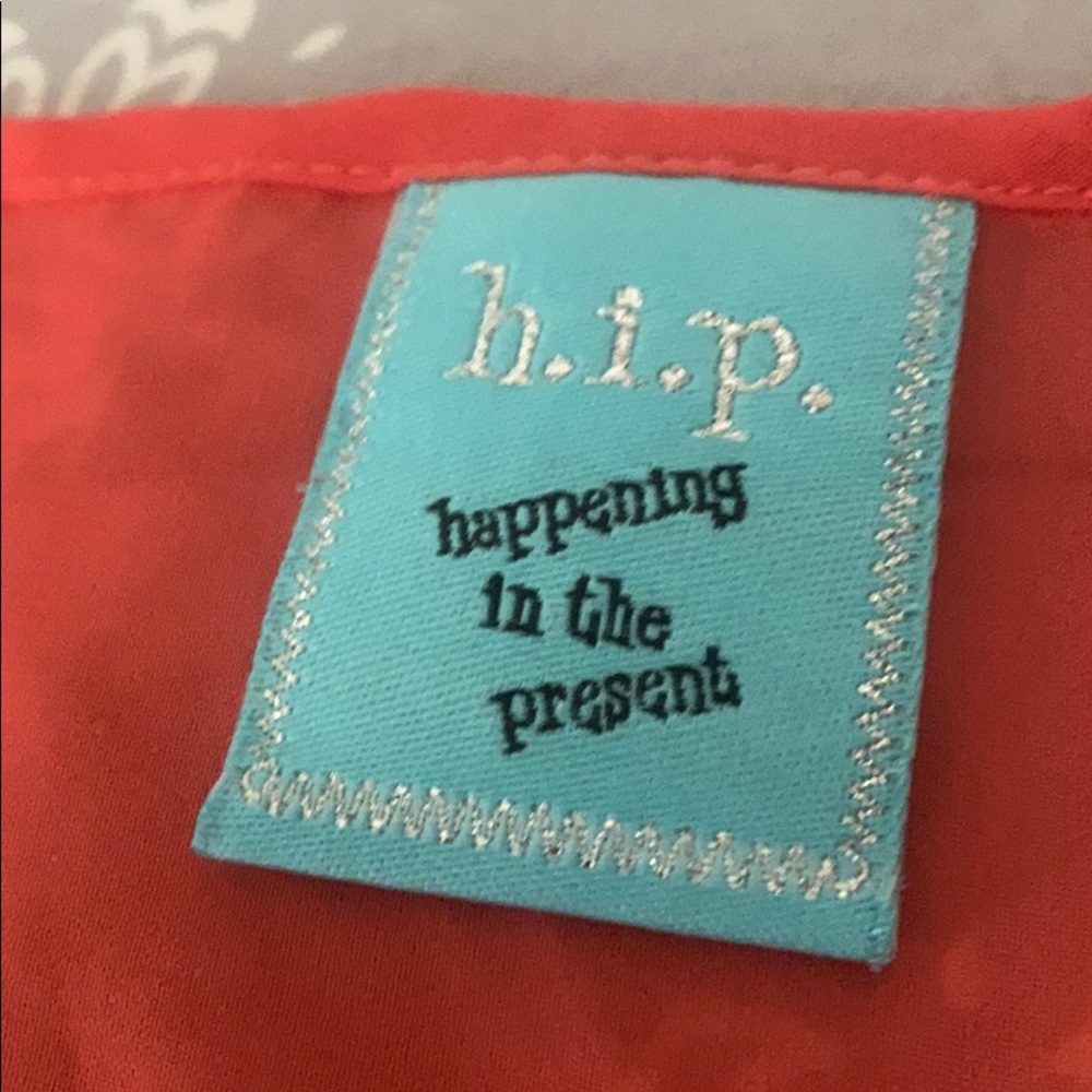 Tank - Picture 4 of 4